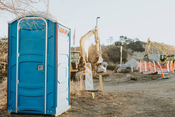 Best Portable toilet rental cost  in Lake Magdalene, FL