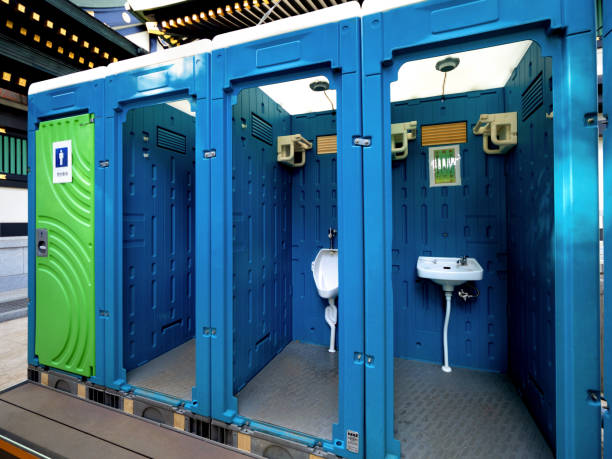 Best Portable restroom trailer rental  in Lake Magdalene, FL